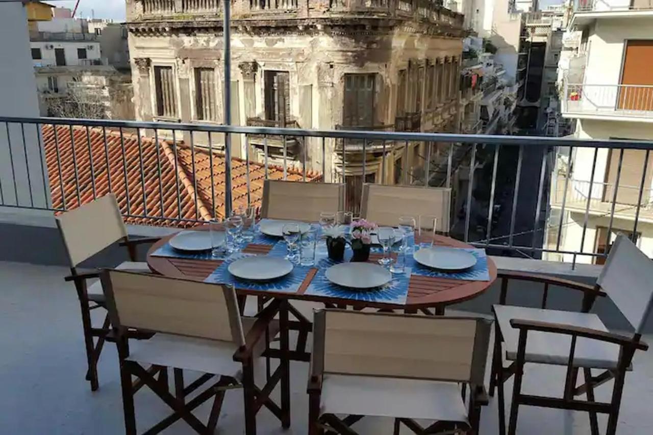 2Bdr Boutique Full Apt In Plaka Aten Exteriör bild