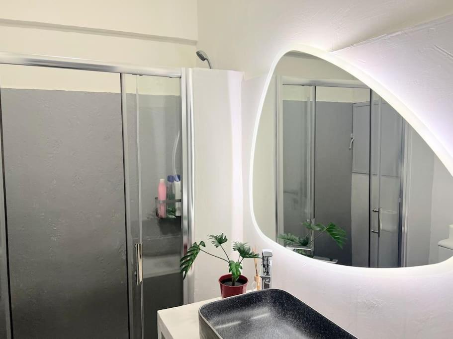2Bdr Boutique Full Apt In Plaka Aten Exteriör bild