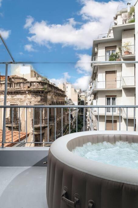 2Bdr Boutique Full Apt In Plaka Aten Exteriör bild